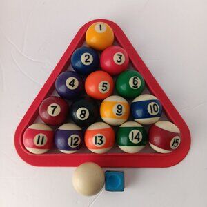 A Complete Set of 16 Vintage Miniature Billard -1.5 Pool Table Balls